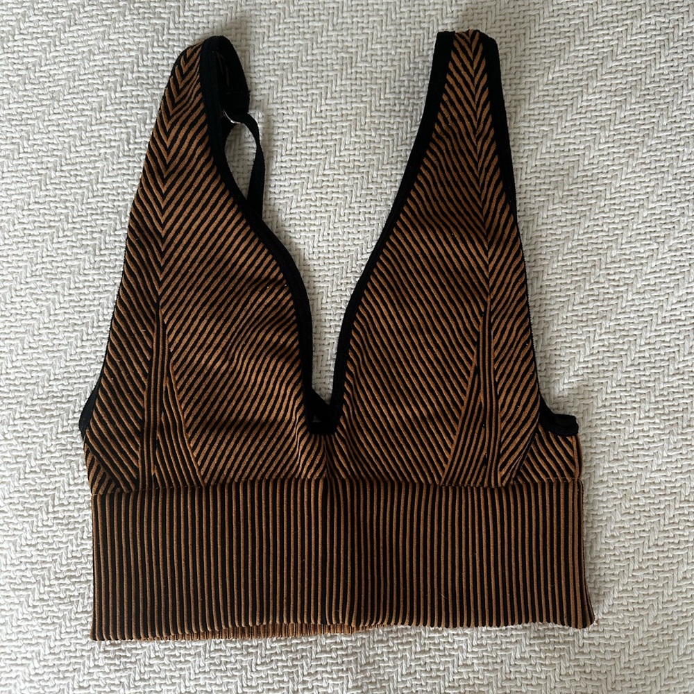 Urban Outfitters black & brown crop top